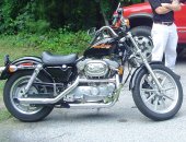 1995 Harley-Davidson 883 Sportster Hugger photo